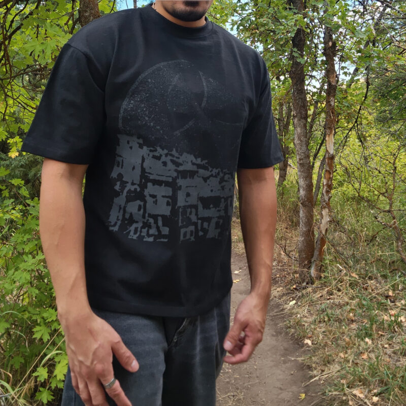 FAVELA T-SHIRT